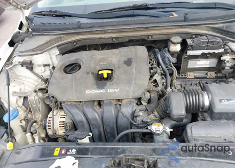 2018 Hyundai Elantra Value Edition из США, поврежденный, VIN 5NPD84LFXJH239237